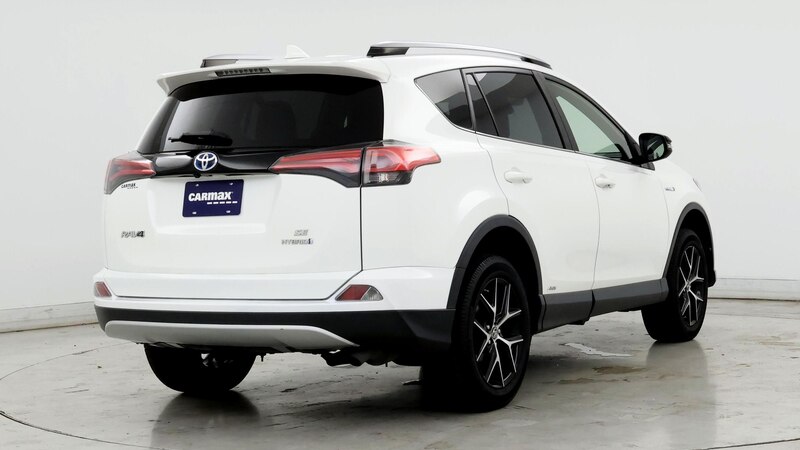 2018 Toyota RAV4 SE 8