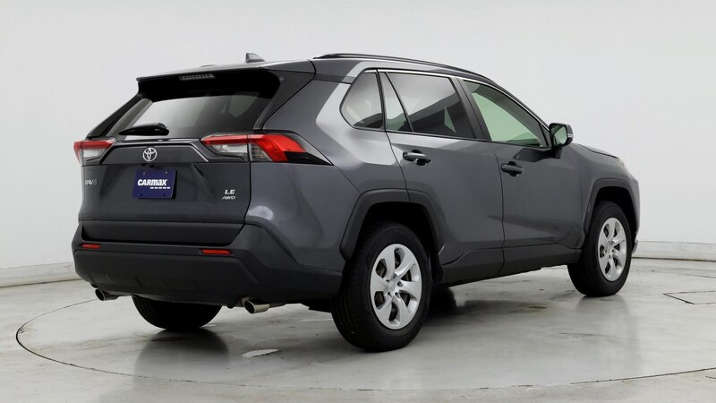 2019 Toyota RAV4 LE 8