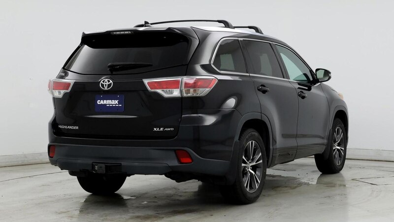 2016 Toyota Highlander XLE 8