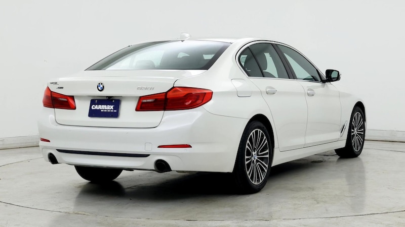 2018 BMW 5 Series 530xi 8