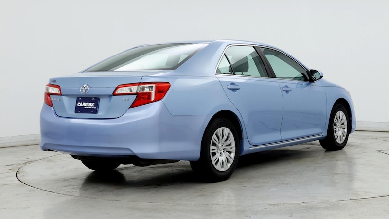 2013 Toyota Camry LE 8