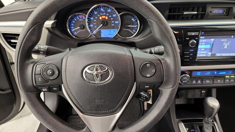 2016 Toyota Corolla LE 10