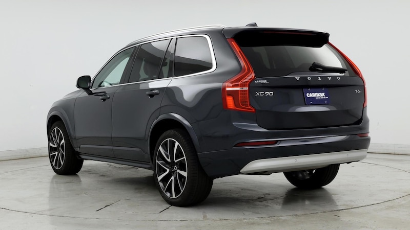 2022 Volvo XC90 T6 Momentum 2