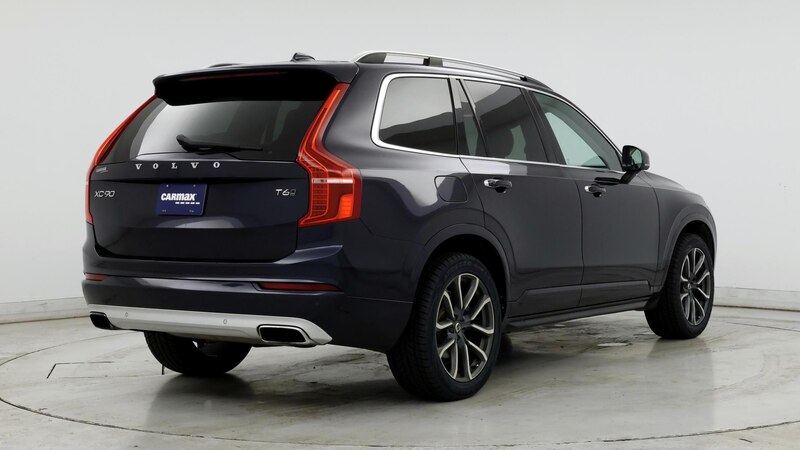 2016 Volvo XC90 T6 Momentum 8