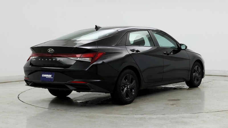 2021 Hyundai Elantra SEL 8