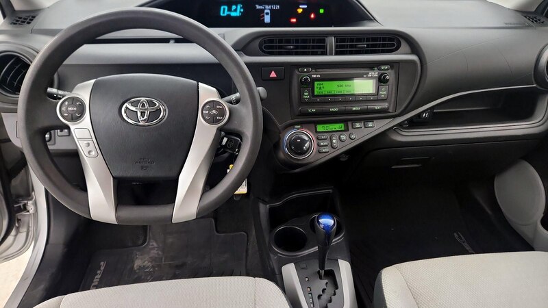 2013 Toyota Prius c One 9