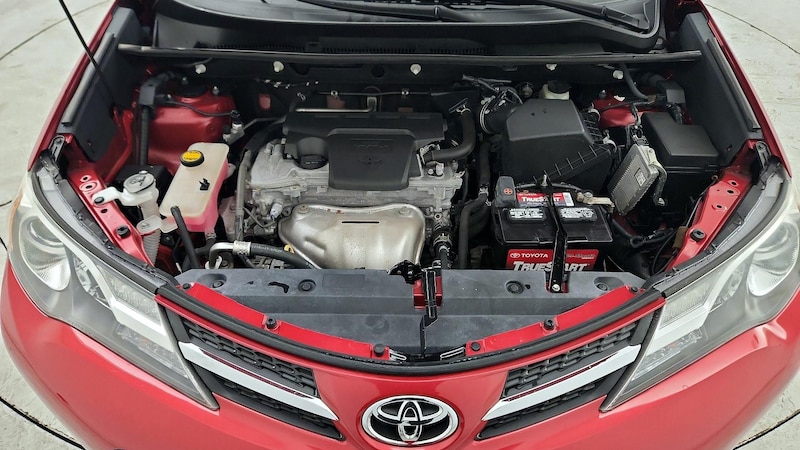 2014 Toyota RAV4 Limited 23