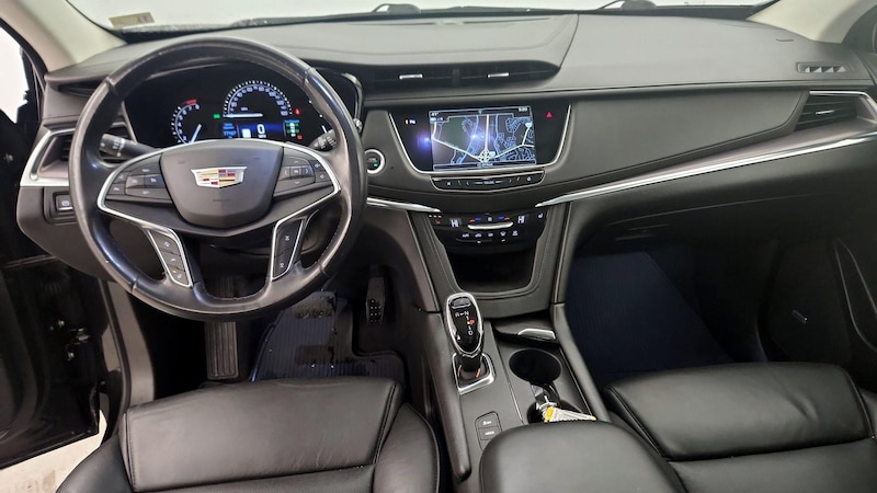 2018 Cadillac XT5 Luxury 9