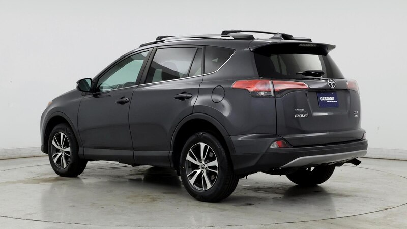 2018 Toyota RAV4 XLE 2