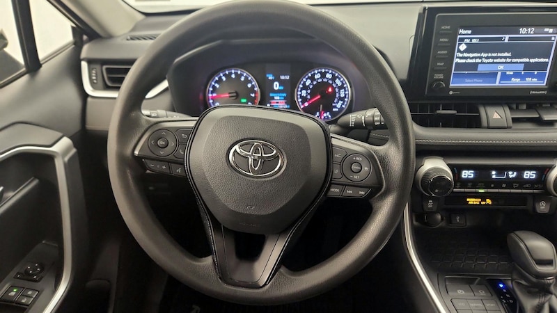 2020 Toyota RAV4 XLE 10