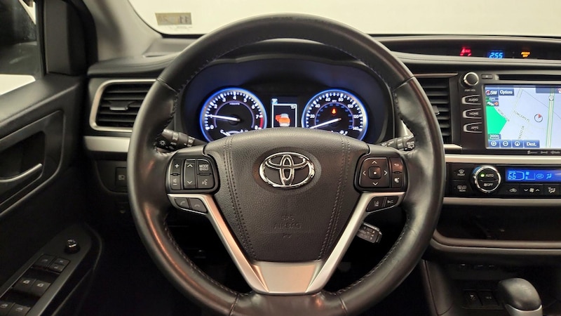 2018 Toyota Highlander XLE 10