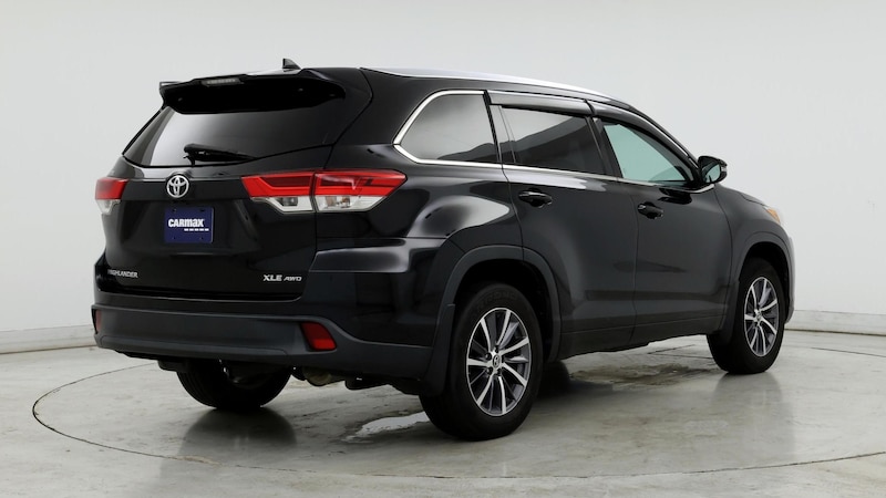 2018 Toyota Highlander XLE 8