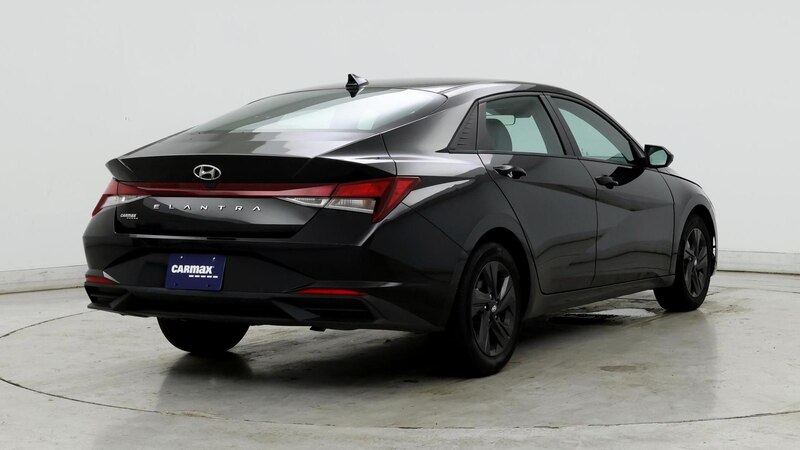 2023 Hyundai Elantra SEL 8