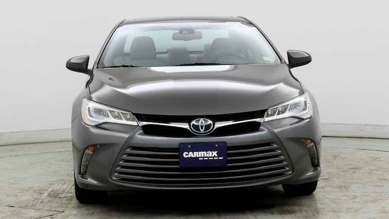 2017 Toyota Camry XLE 5