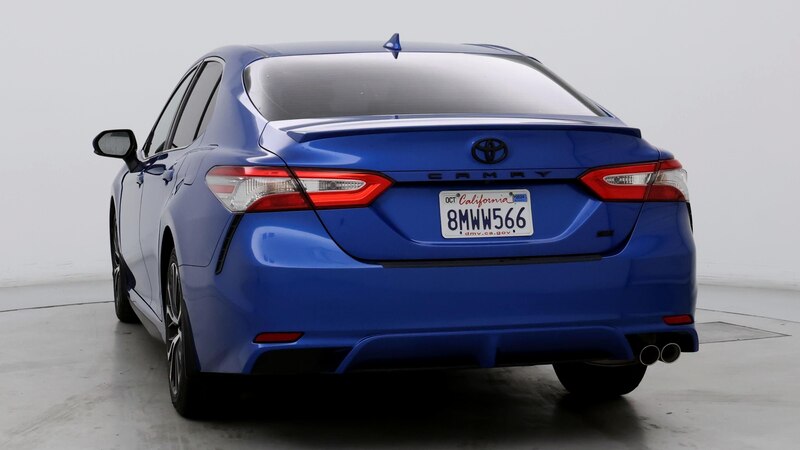 2019 Toyota Camry SE 6