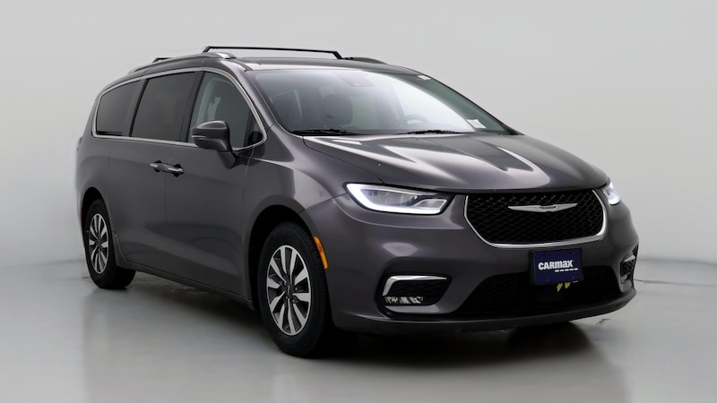 2021 Chrysler Pacifica Touring L Hero Image