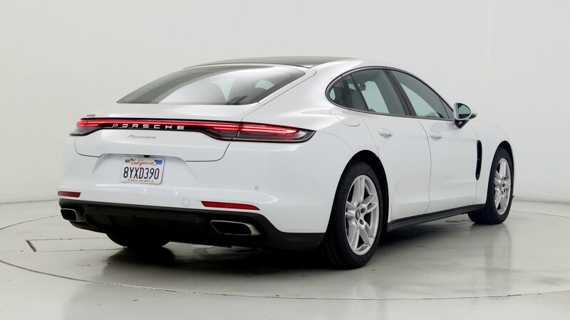 2022 Porsche Panamera  8