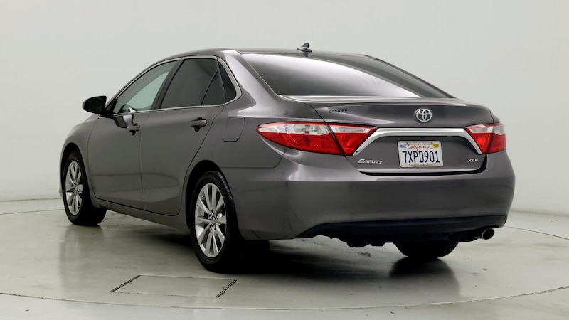 2017 Toyota Camry XLE 2