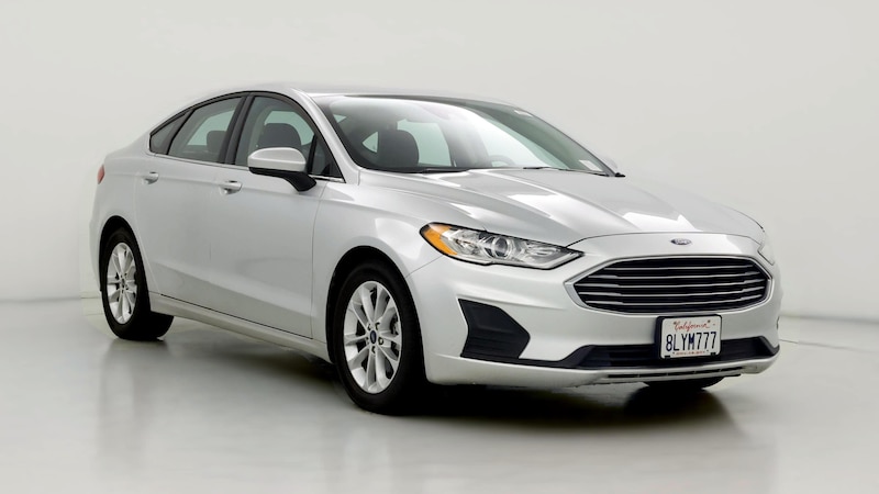 2019 Ford Fusion SE Hero Image