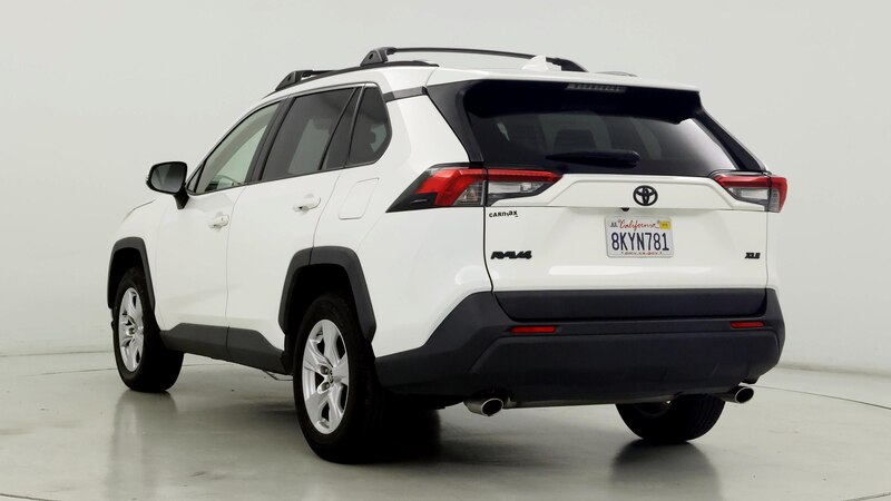 2019 Toyota RAV4 XLE 2