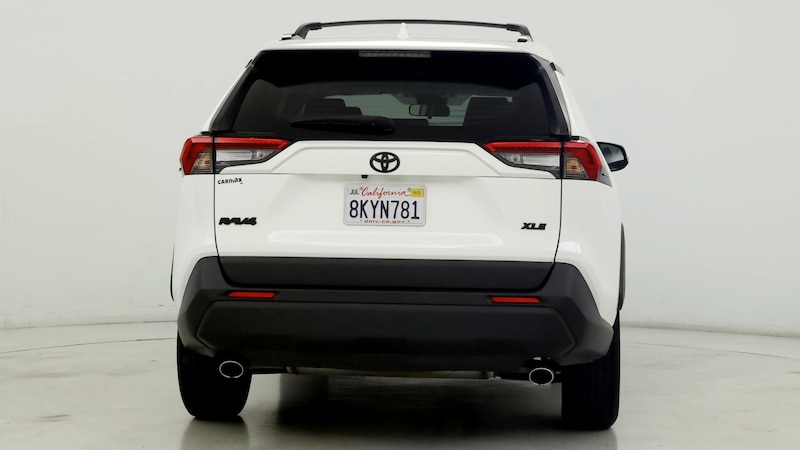 2019 Toyota RAV4 XLE 6