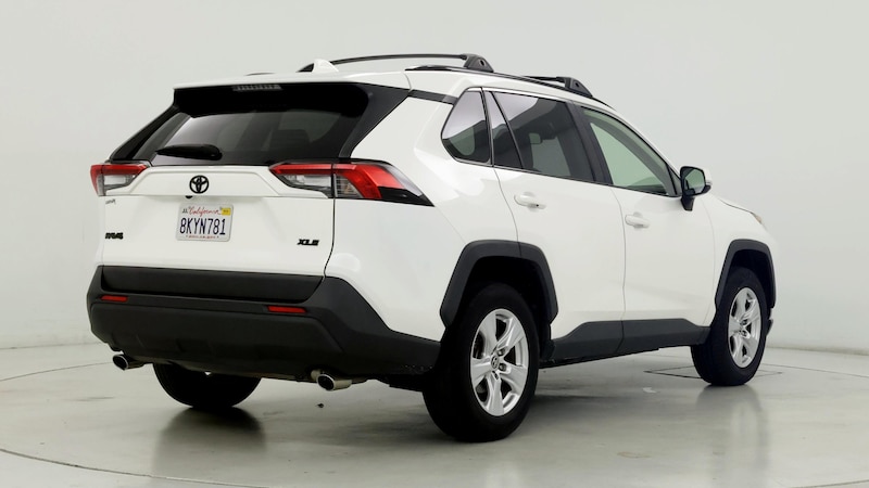 2019 Toyota RAV4 XLE 8