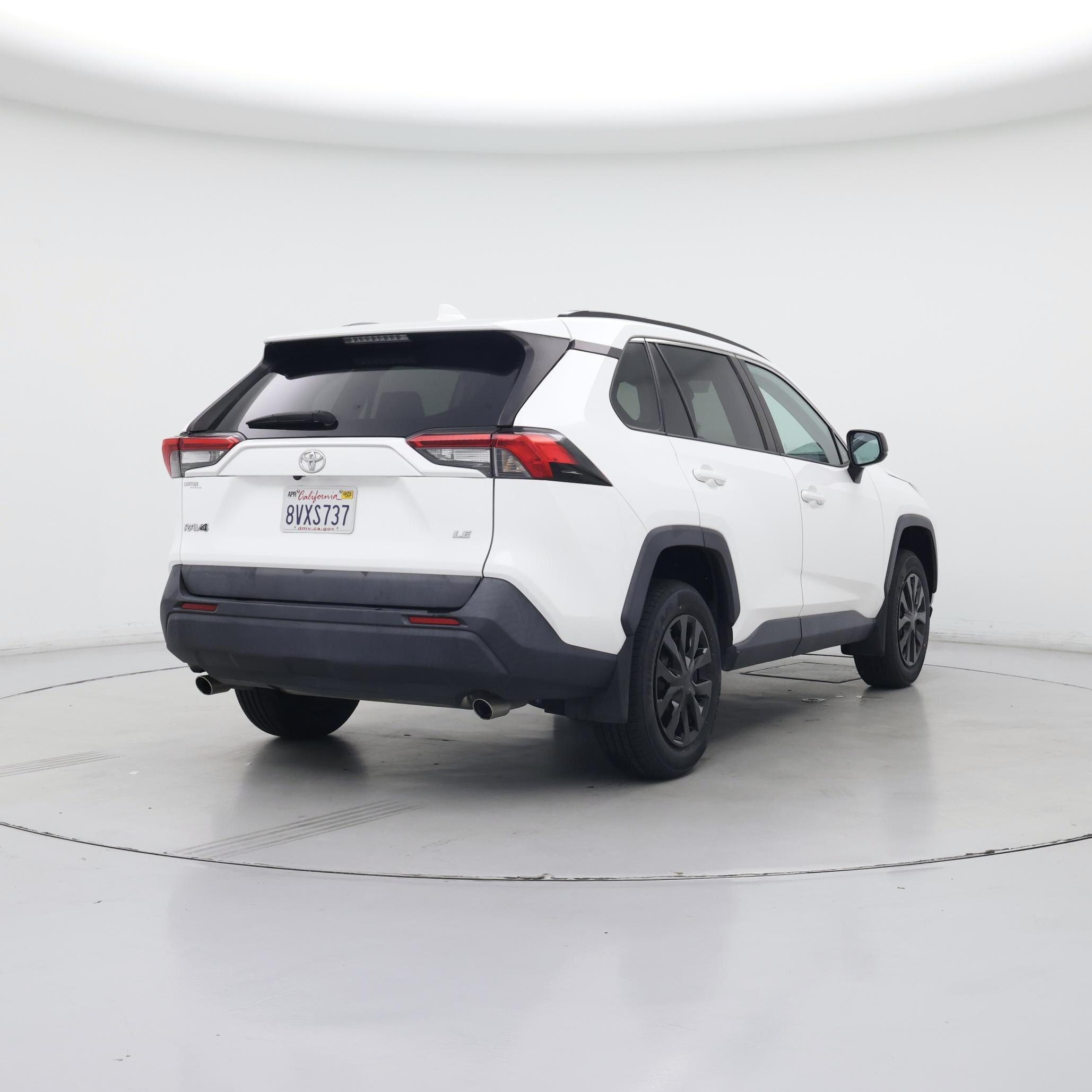 Thumbnail: 2021 Toyota RAV4 - 8