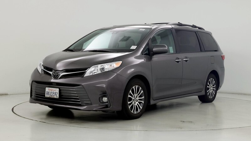 2019 Toyota Sienna XLE 4