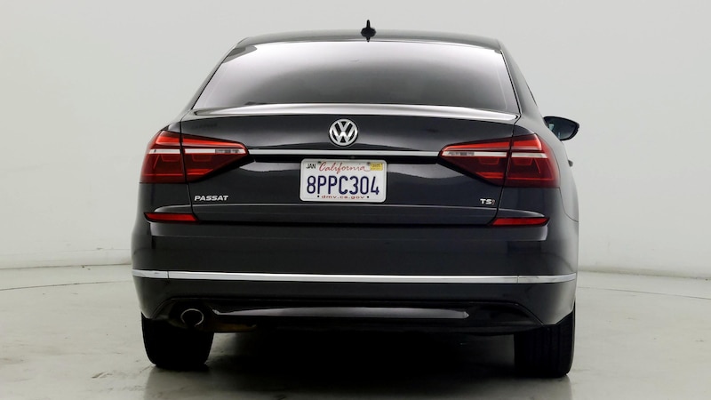 2017 Volkswagen Passat R-Line 6