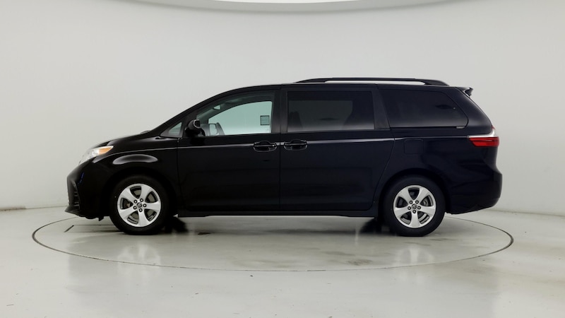 2018 Toyota Sienna LE 3