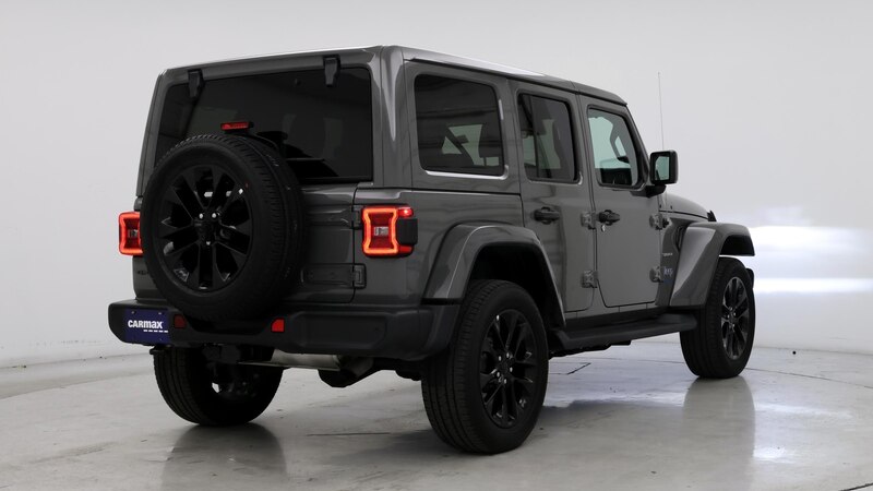 2021 Jeep Wrangler Unlimited Sahara 8