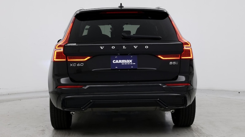 2024 Volvo XC60 B5 Plus 6