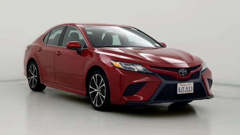 2019 Toyota Camry SE Hero Image