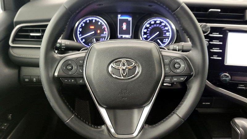 2019 Toyota Camry SE 10