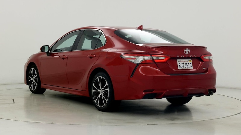 2019 Toyota Camry SE 2