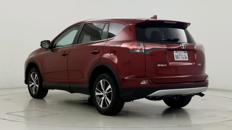 2018 Toyota RAV4 XLE 2