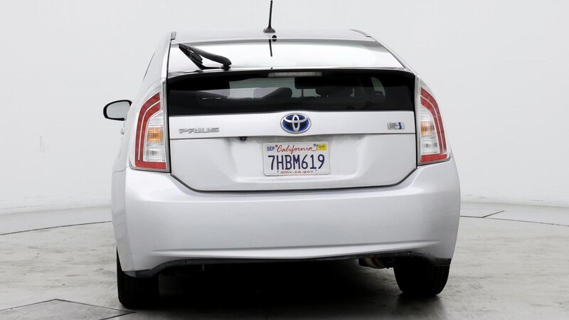 2014 Toyota Prius Three 6