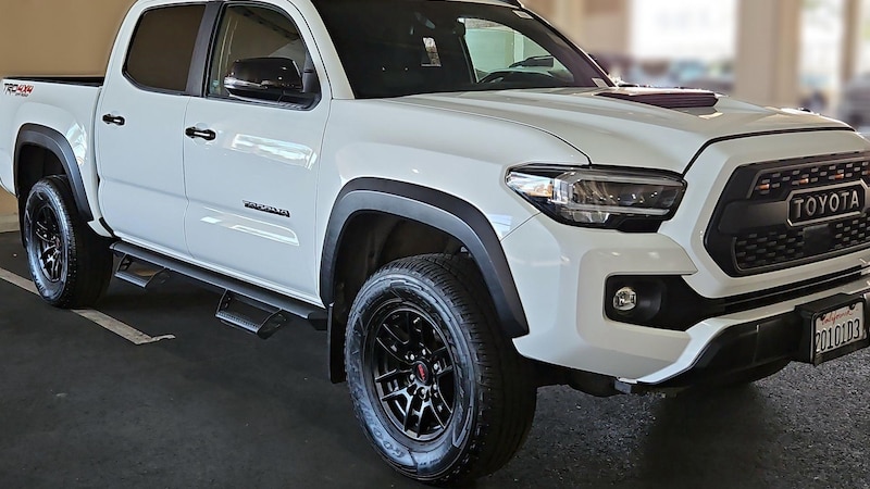 2021 Toyota Tacoma TRD Off-Road Hero Image