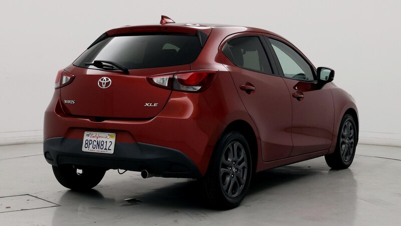 2020 Toyota Yaris XLE 8