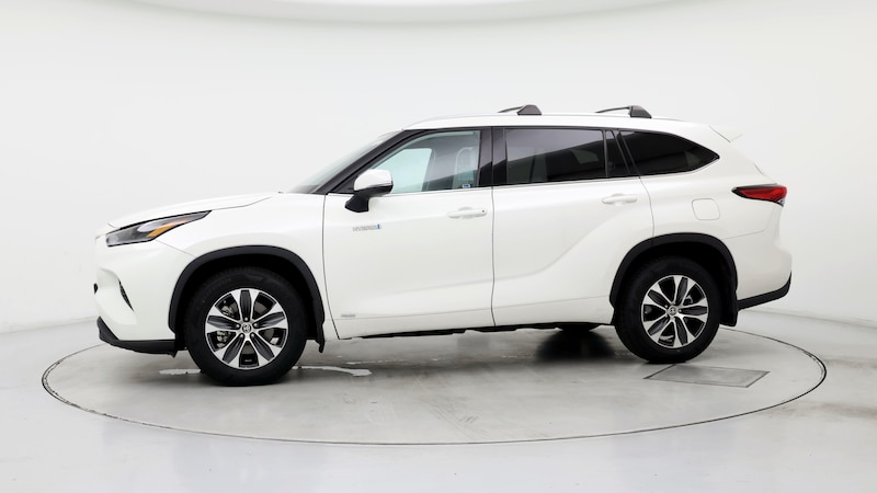 2021 Toyota Highlander XLE 3