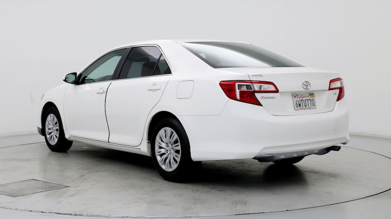 2013 Toyota Camry LE 2