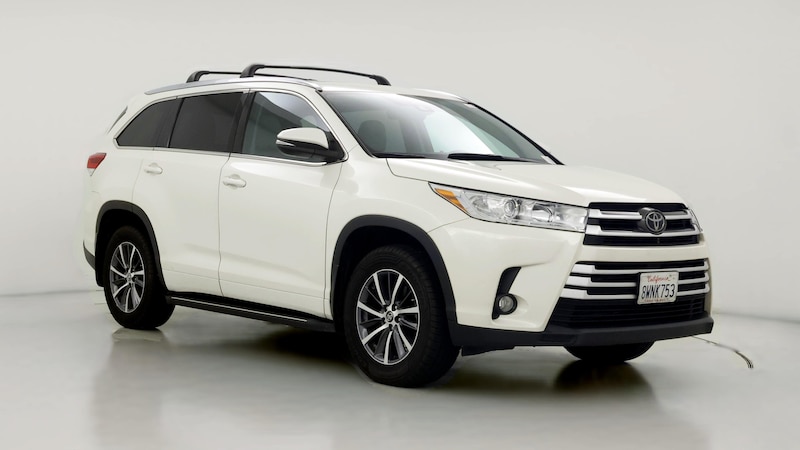 2018 Toyota Highlander XLE Hero Image