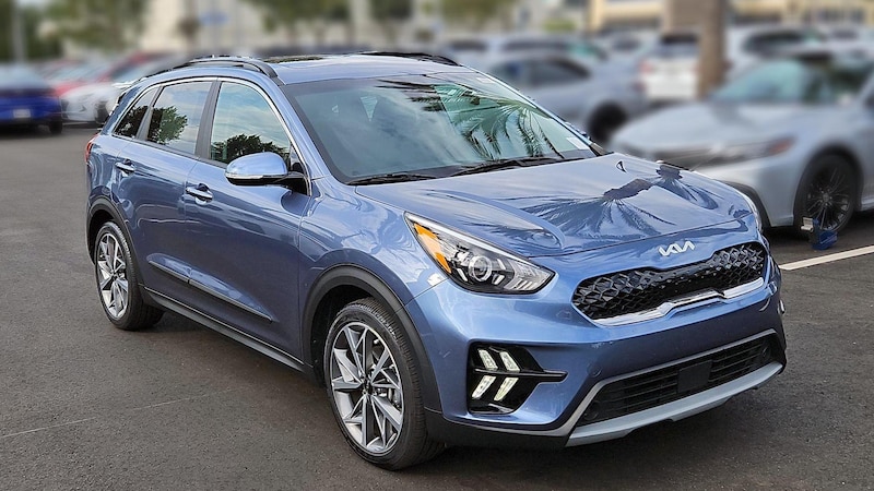 2022 Kia Niro Touring Hero Image