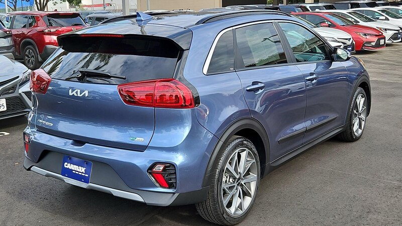 2022 Kia Niro Touring 5