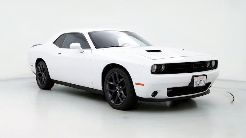 2019 Dodge Challenger SXT Hero Image