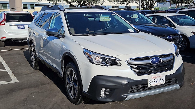 2022 Subaru Outback Touring 3