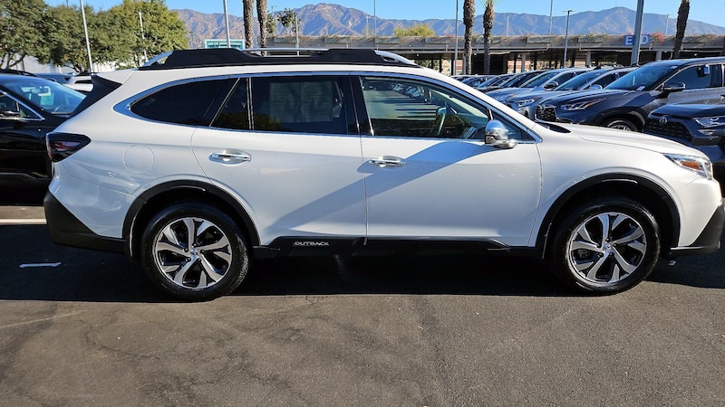 2022 Subaru Outback Touring 4