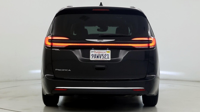 2022 Chrysler Pacifica Touring L 6