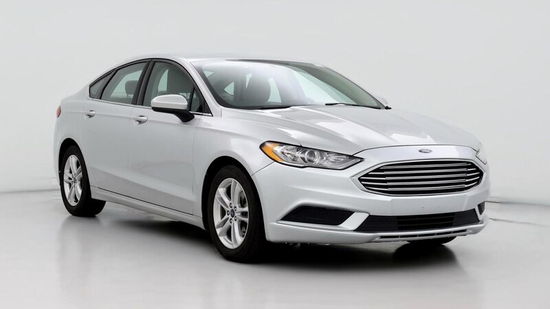 2018 Ford Fusion SE Hero Image