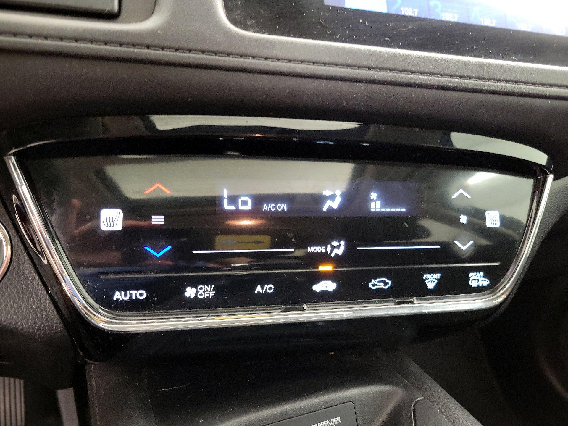 Thumbnail: 2016 Honda HR-V - 16